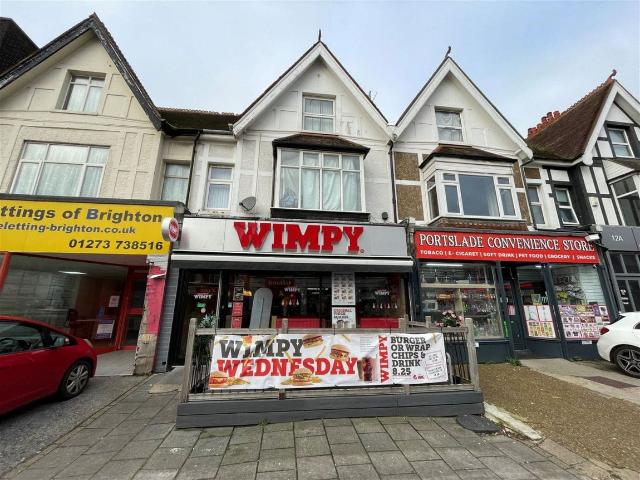 apartment in Station Road, Portslade, Brighton, BN41 1GA