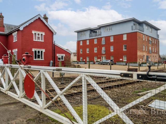 apartment in Station Road, Yaxham