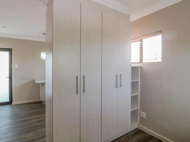 apartment in Stellenbosch Central, Stellenbosch, Western Cape