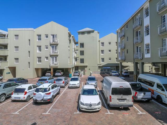 apartment in Stellenbosch Central, Stellenbosch, Western Cape