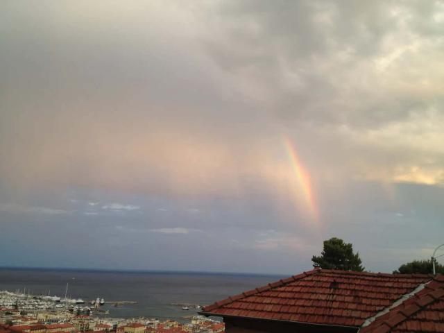 Apartment in Strada Sen. Ernesto Marsaglia, Sanremo for 70 m² with 2 bedrooms