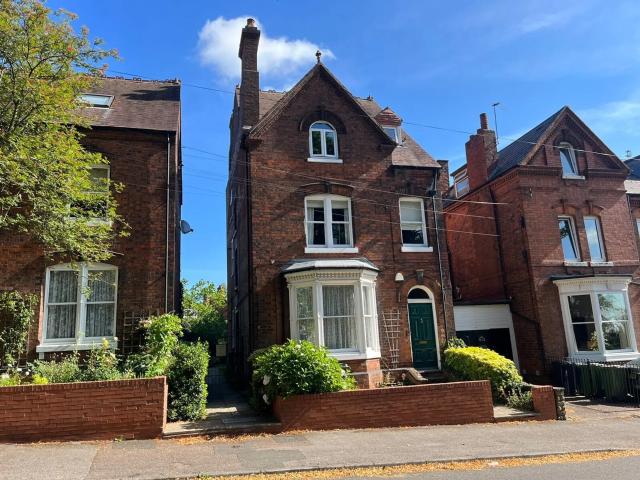 apartment in Sutton Road Walsall, WS1