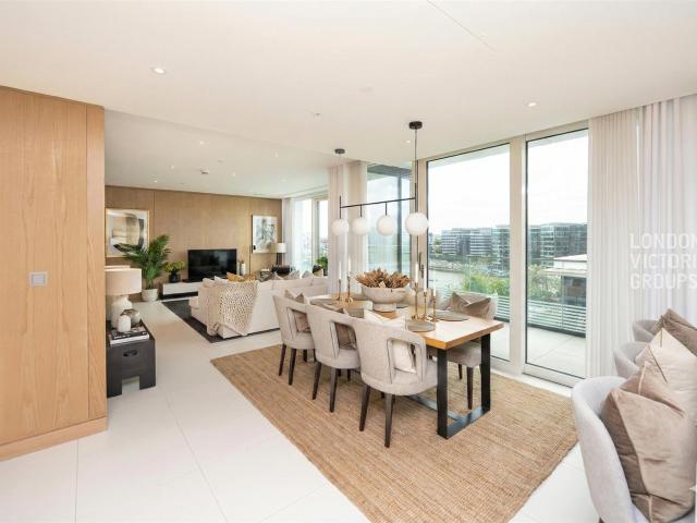 apartment in Sugar Quay, 1 Water Lane, London