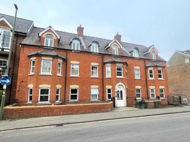 apartment in Surrey