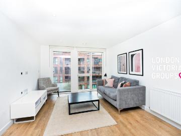 apartment in Pavilions Court, 4 Cooks Road, London