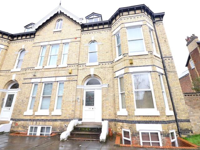 apartment in Palatine Mansions, 124 Palatine Road, Didsbury, Manchester, M20 3ZA