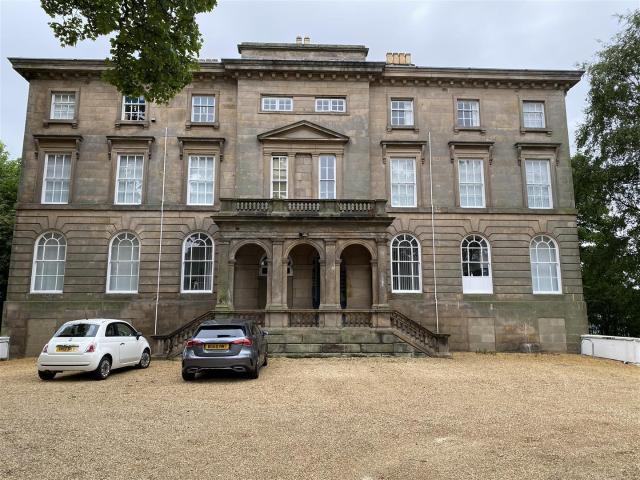 apartment in Park Road North, Birkenhead