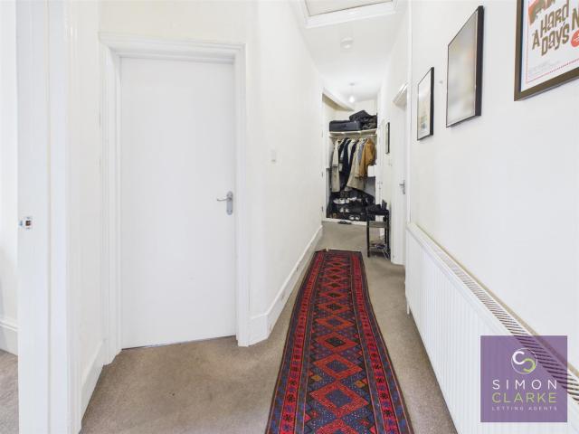apartment in Park Road, Crouch End, London, N8 8LA
