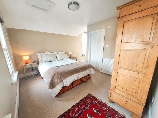 apartment in Pelham Crescent, Pelham Lodge, NG7