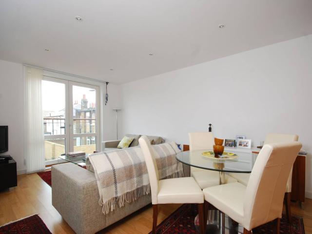 apartment in Perry Vale