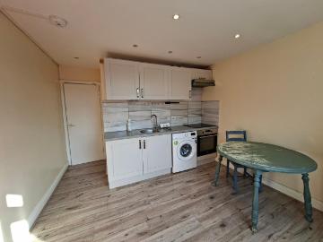 apartment in Perth Road