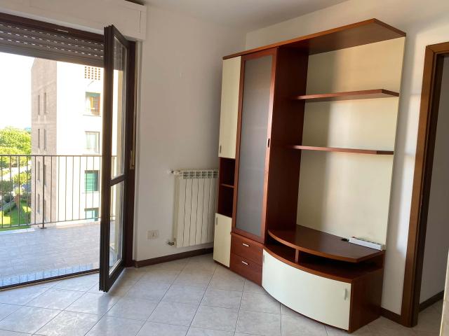 Apartment in Piazza Alboreto Michele, Rozzano for 55 m² with 1 bedroom