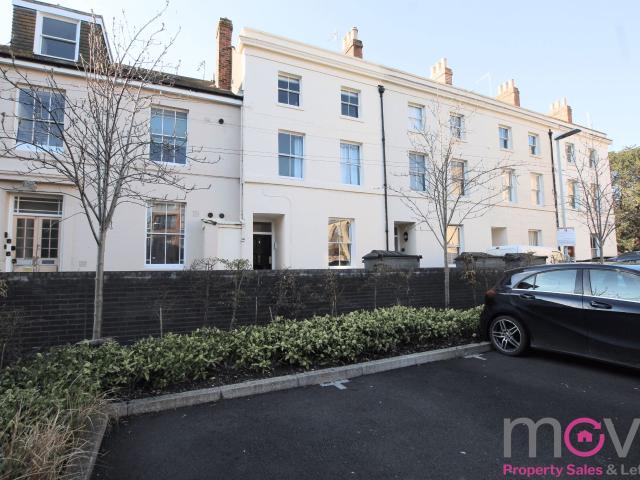 apartment in Priory Place, Gloucester, GL1