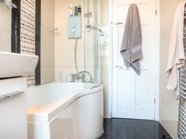 apartment in 22EA RM4 Saltwell Street | Poplar | London | E14 0DH
