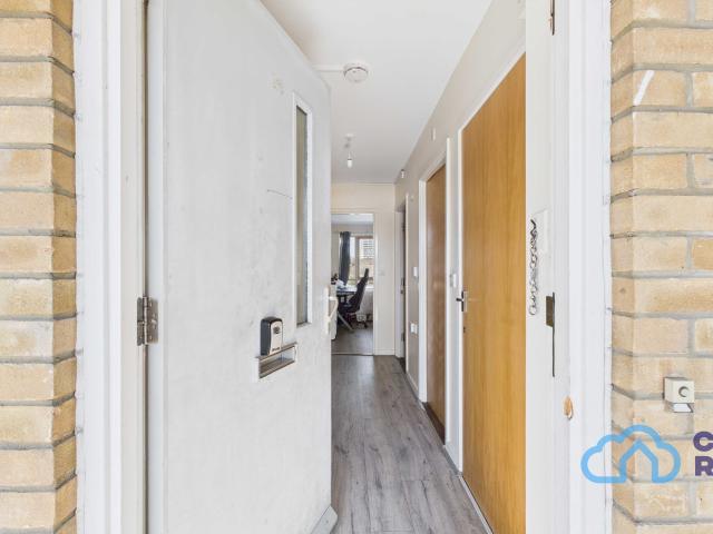apartment in RM1 Pioneer Close | Poplar | London | E14 6BF