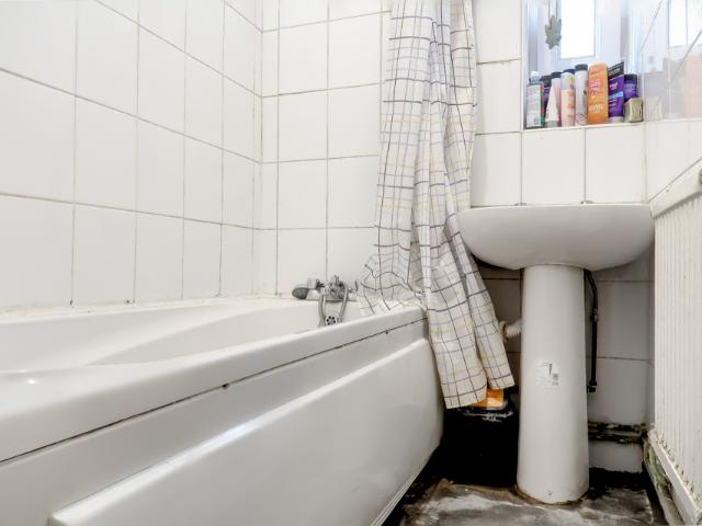 apartment in RM2 Old Castle Street | Aldgate East | London | E1 7TW