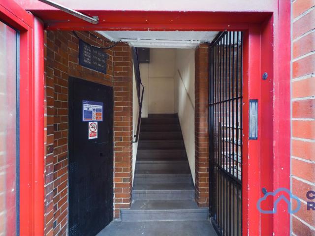 apartment in RM2 Poynders Gardens | Clapham | London | SW4 8PD