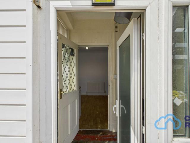 apartment in 25RE RM2 Regal Court | Enfield | London | N18 2XU
