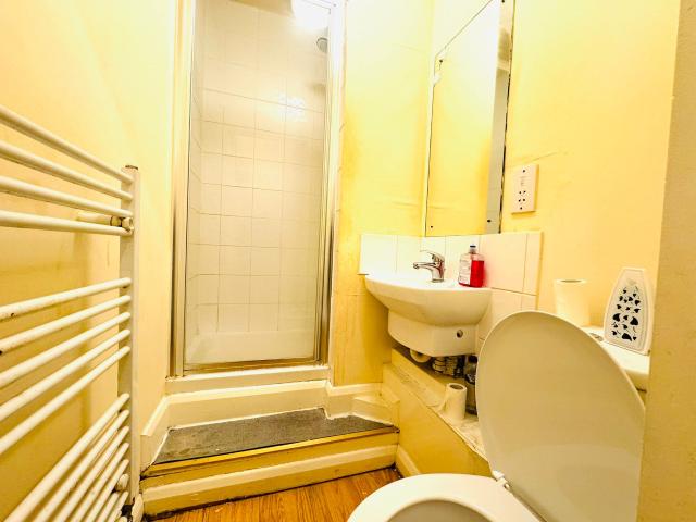 apartment in RM3 High Road | Harrow | London | HA3 5EQ