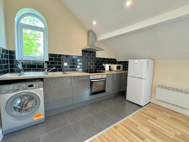 apartment in Roundhay Road, LS8 5AJ, Leeds