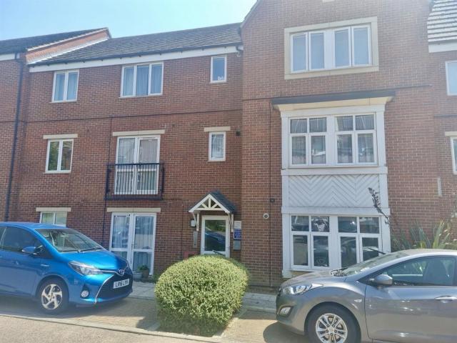 apartment in Robinson Court, Chalfont Road, London