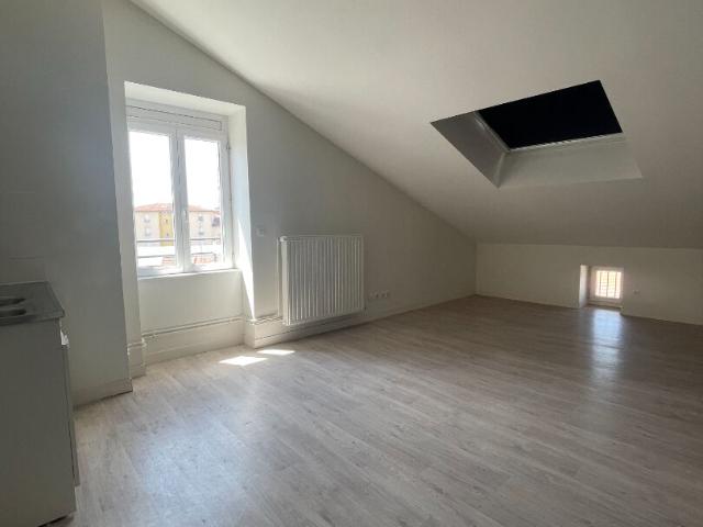 apartment in ROCHE LA MOLIERE