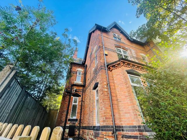 apartment in Raleigh Street, Nottingham, NG7
