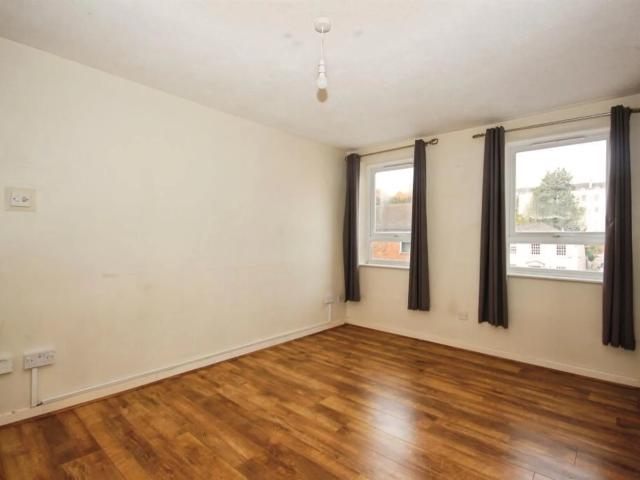 apartment in Regent Street Leamington Spa