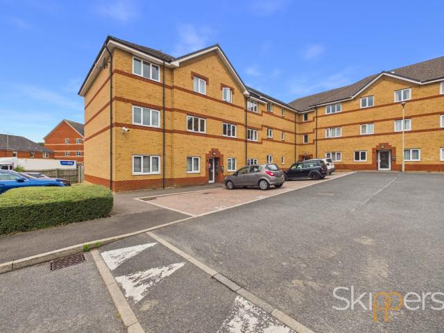 apartment in Richmond Meech Drive, Kennington, TN24
