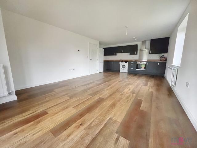 apartment in Ridge Close, Cheltenham, GL52