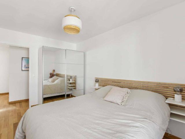Apartment in Rue Biron, Saint Ouen sur Seine for 95 m² with 4 be