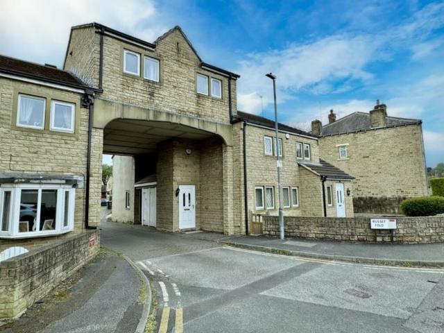 apartment in Russet Fold, Liversedge