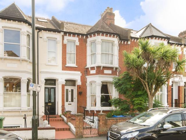 apartment in Woodside