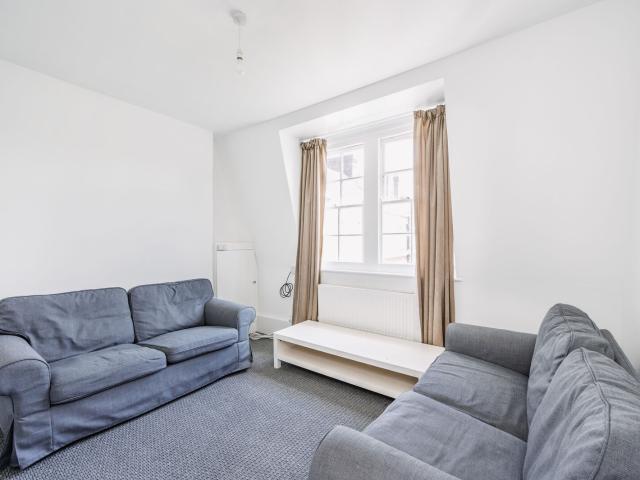 apartment in Wormholt Road