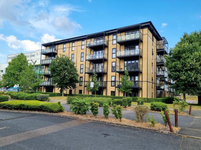 apartment in Waldorf House Bessemer Rd, Welwyn Garden City, Herts AL7 1GH