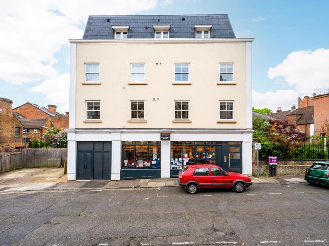apartment in Ward Street