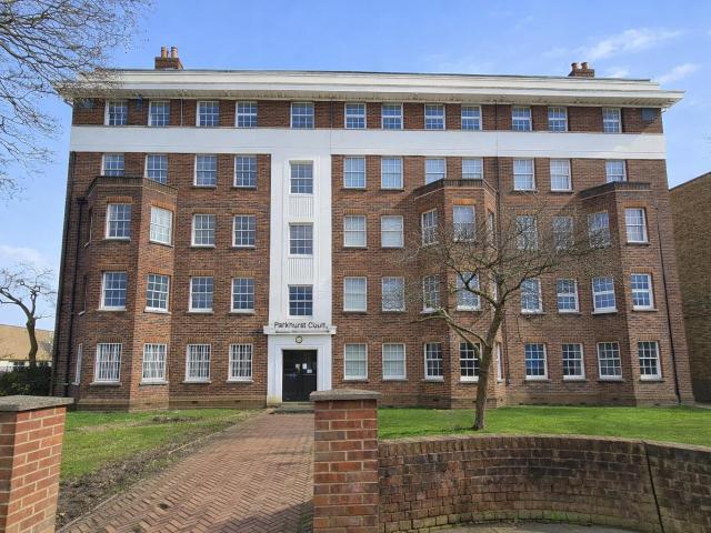 Apartment In Warlters Road, London N7