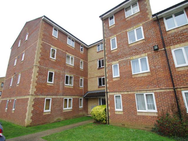 apartment in WD18