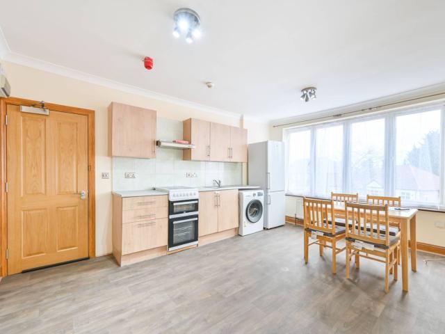 apartment in Wembley Hill Road
