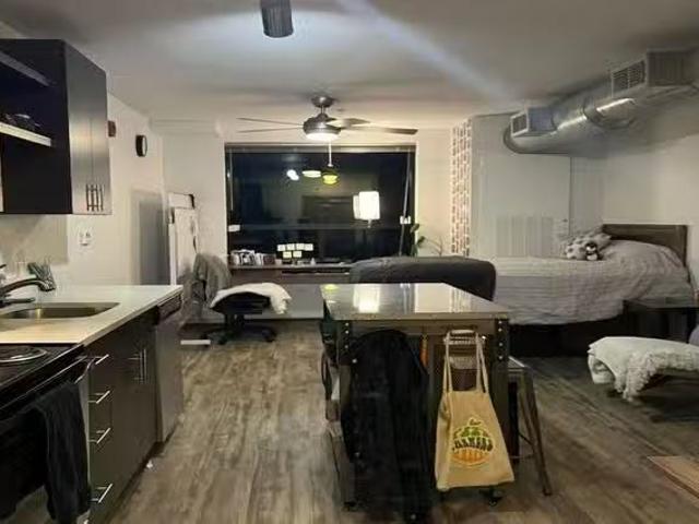 Apartment in West Oakland