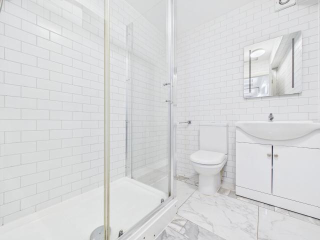 apartment in Western Road, Brighton, BN1
