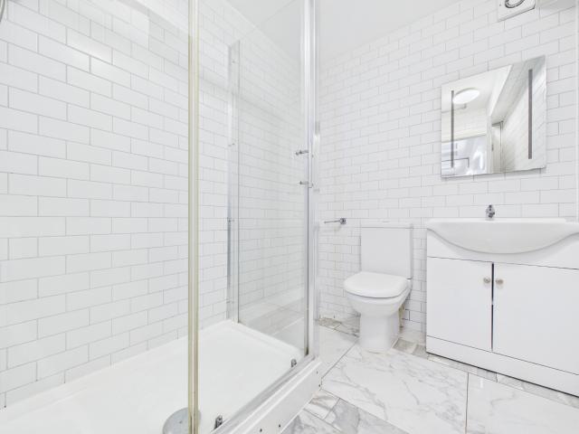 apartment in Western Road, Brighton, BN1
