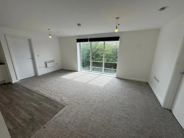 apartment in White Rose Apartments LU1