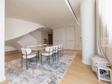 apartment in Wilshire House, 2 Prospect Way, LONDON