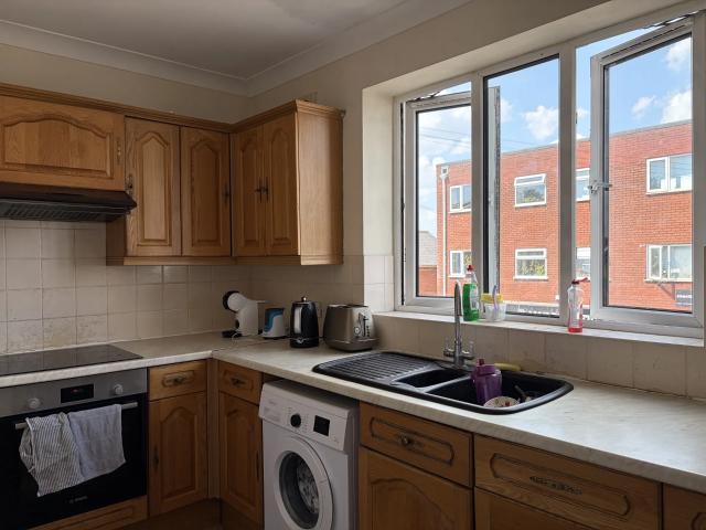 apartment in Wimborne Road BOURNEMOUTH BH9