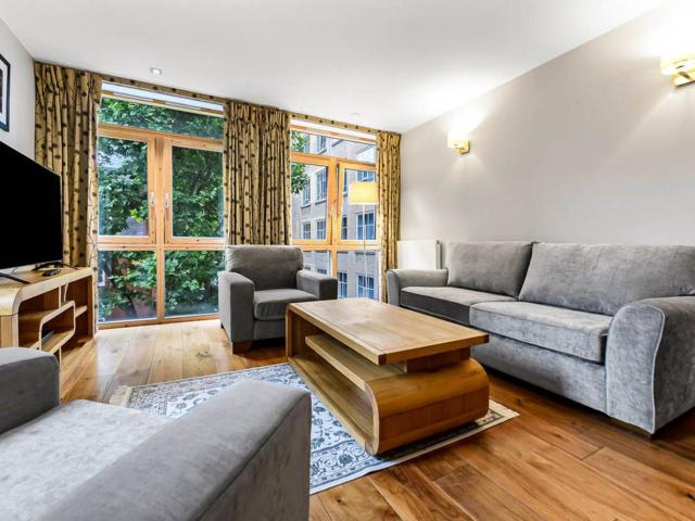 apartment in Tavistock Place