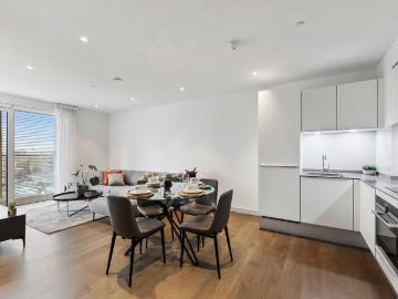 apartment in Tantallon House, London, SE1 6TJ