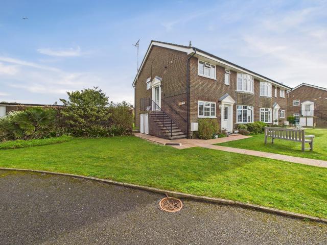 apartment in The Maples, Ferring, BN12