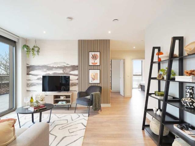 apartment in The Oakgate, Surrey, KT22 7RZ