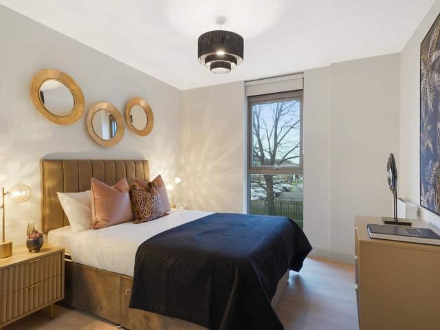 apartment in The Oakgate, Surrey, KT22 7RZ